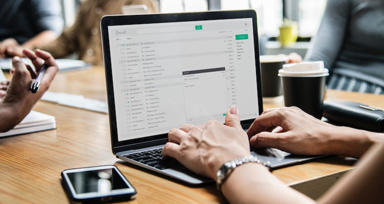social media management, virtual assistant services